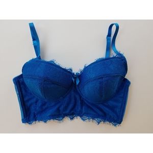 Frederick's of Hollywood Blue Padded Bra M…